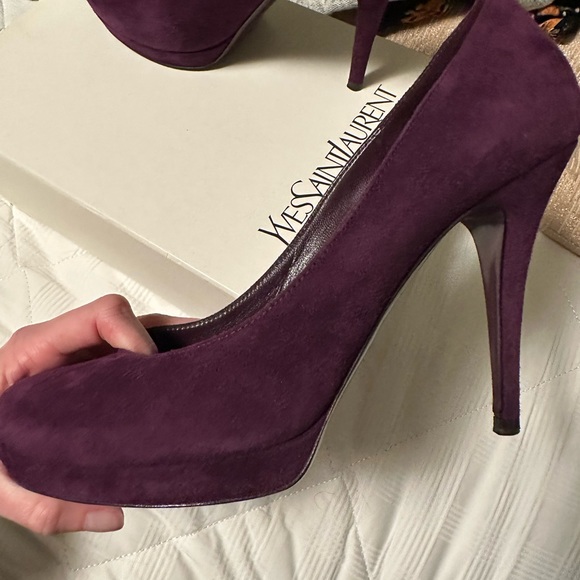 YSL Tribute 90 pump in dark magenta - Picture 6 of 12
